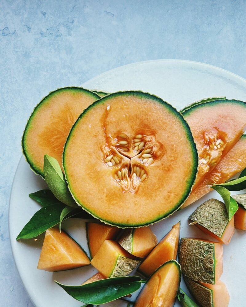 Carbs in Cantaloupe